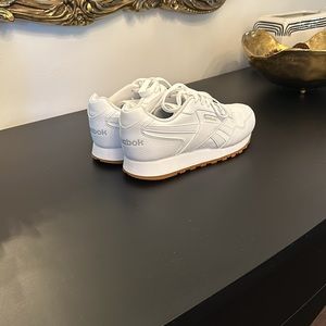 Women’s Reebok Glide sneakers. Size 6.5.